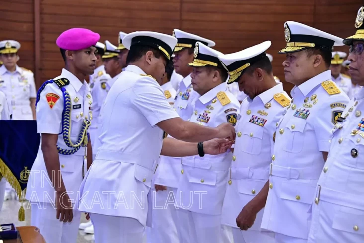 6 Pejabat TNI AL Berganti,...