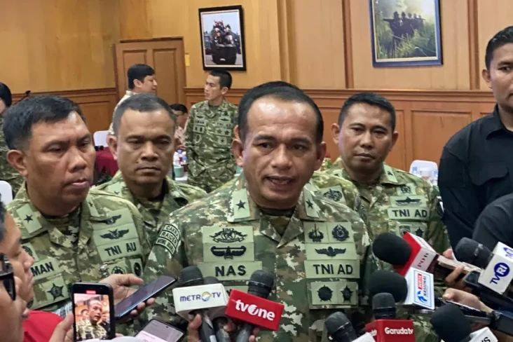 Tiyo Eks Ketua BEM UGM...