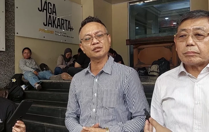 Roy Suryo Laporkan Lechumanan...