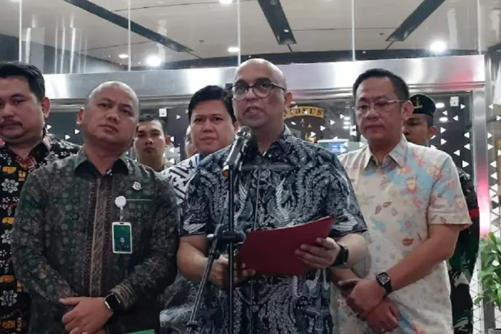 Kejagung: Tersangka...