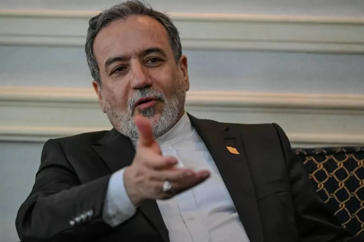 Menlu Iran Tegaskan...