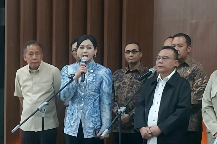 OJK Rilis Daftar Direksi...