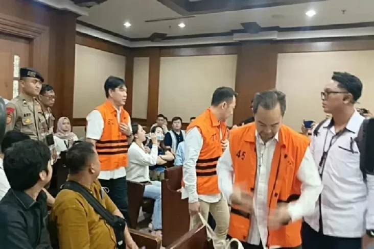 Bos Blueray Cargo Jalani...