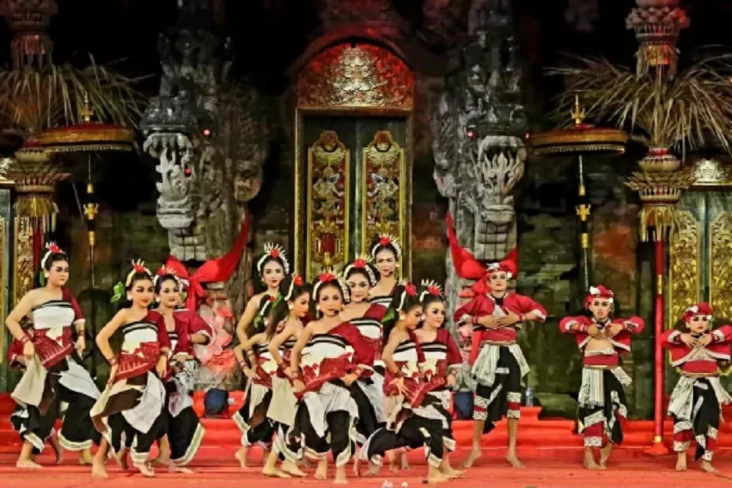 Wisata Berbasis Budaya,...