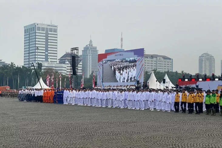 Gelar Upacara HUT ke-499...