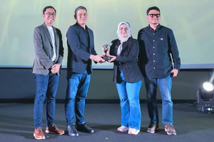 Prudential Syariah Raih...