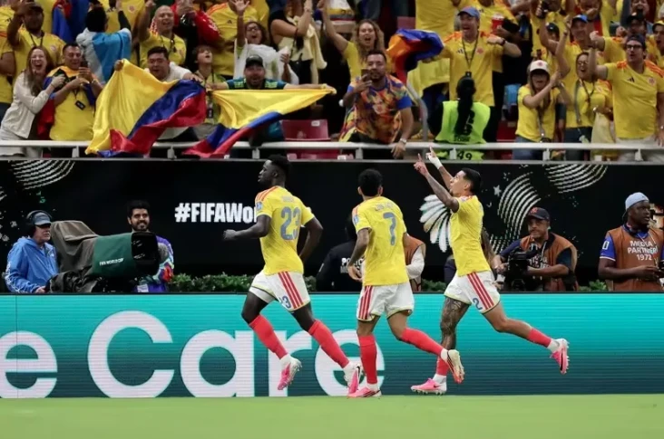 Kolombia Pecundangi...