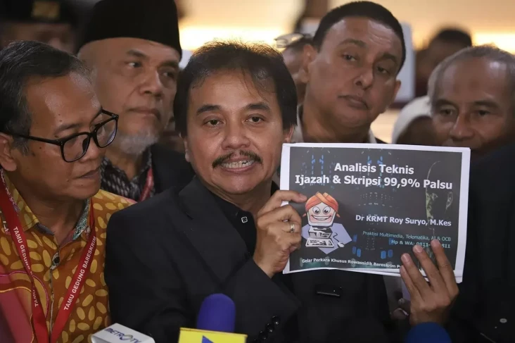 Roy Suryo Tegaskan Jokowi...