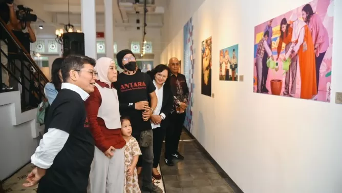 Menkomdigi Meutya Hafid:...