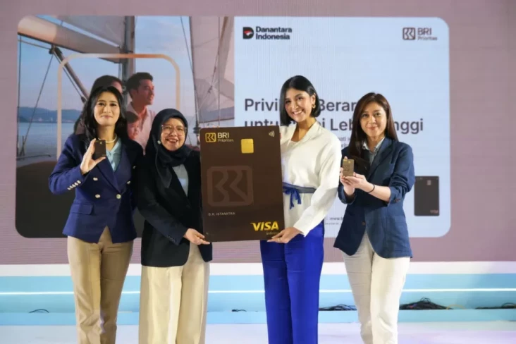 Manjakan Nasabah Premium,...