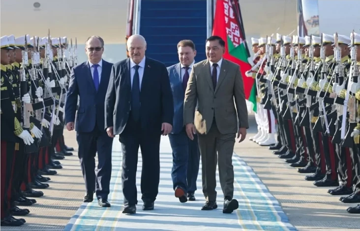 Presiden Belarus Lukashenko...