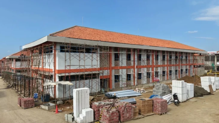 Dukung Sekolah Rakyat,...