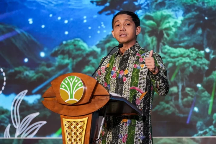 Menhut Raja Antoni:...