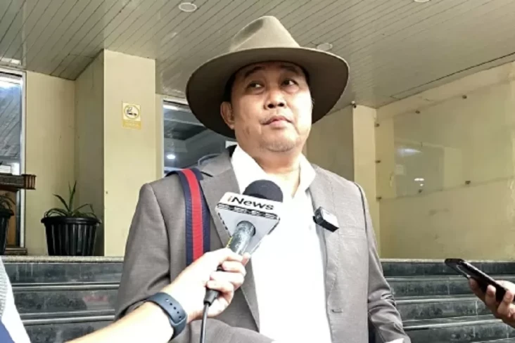 Boyamin Saiman Dukung...