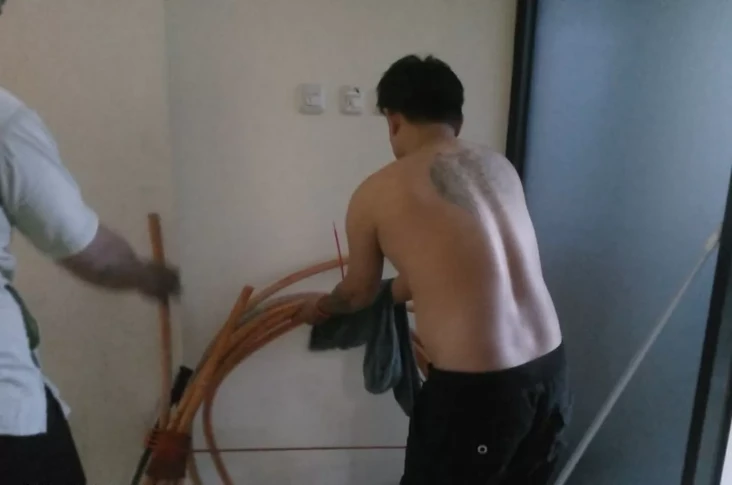 2 Pencuri Kabel Rp143...
