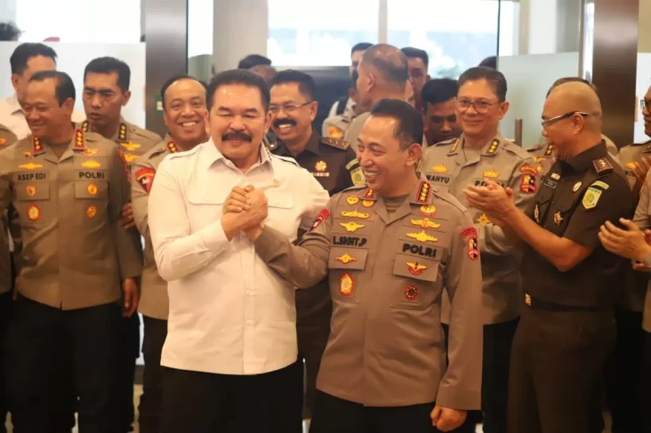 Momen Salam Komando...