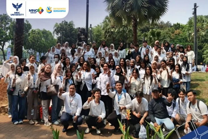 MNC University Hadiri...