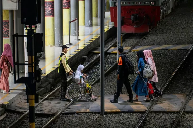 Transformasi KAI Hadirkan...