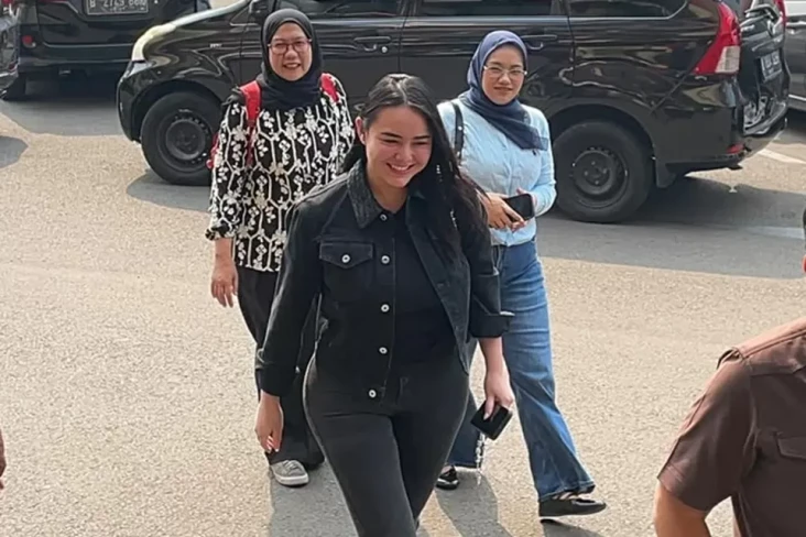 Sambangi Polres Jakarta...
