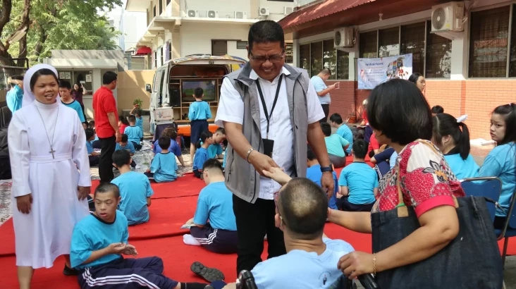 Peringati Hari Anak...