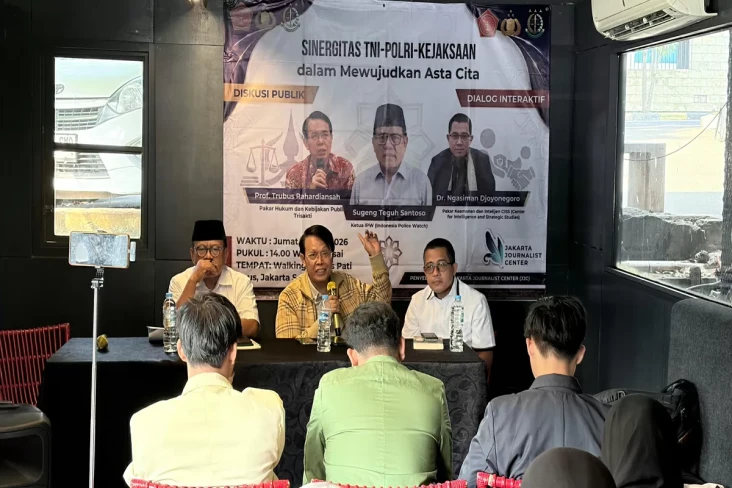 Pakar Kebijakan Publik...