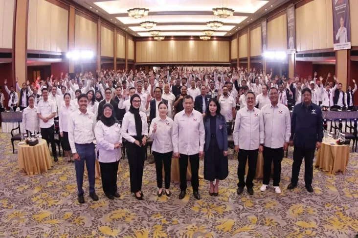 Momen Angela Tanoesoedibjo...