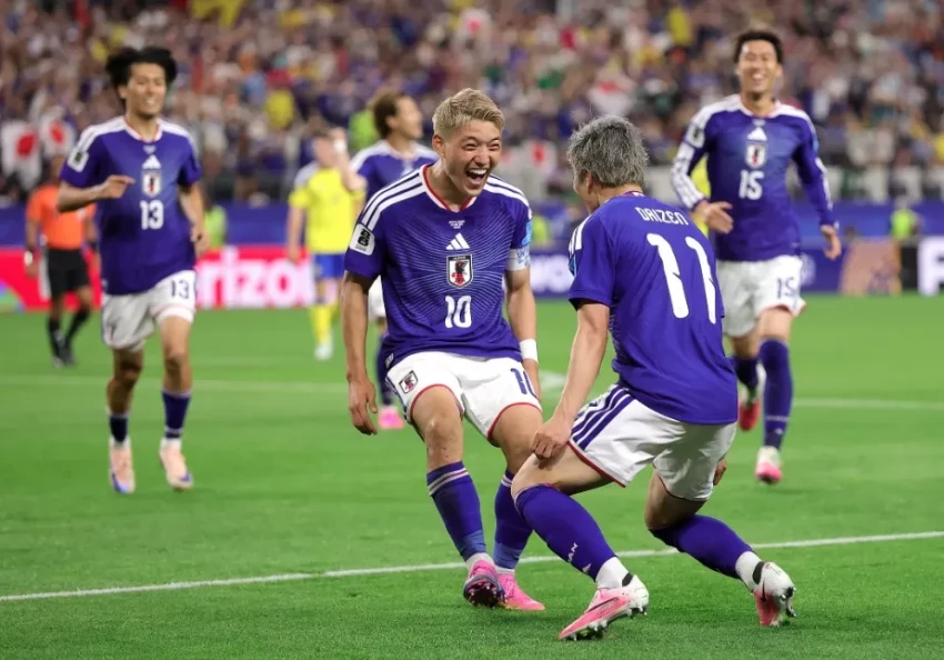 https://pict.sindonews.com/webp/850/pena/news/2026/06/26/11/1721697/jepang-tahan-swedia-11-samurai-biru-lolos-ke-32-besar-dan-siap-tantang-brasil-isk.webp