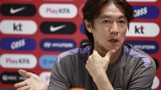 https://pict.sindonews.com/webp/850/pena/news/2026/06/29/11/1722677/pelatih-korea-selatan-hong-myungbo-mundur-usai-negaranya-tersingkir-dari-piala-dunia-2026-hvc.webp