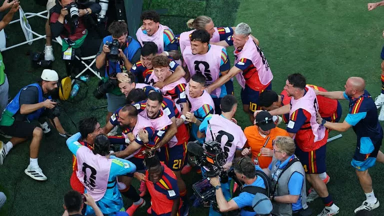 https://pict.sindonews.com/webp/850/pena/news/2026/07/20/11/1730095/spanyol-juara-piala-dunia-2026-bqx.webp
