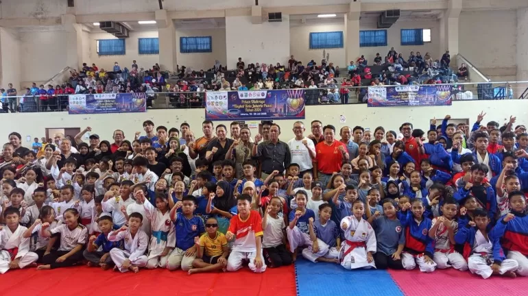 https://pict.sindonews.com/webp/850/pena/news/2026/07/25/51/1732159/345-karateka-ambil-bagian-di-kejuaraan-porkot-jakarta-pusat-2026-ajang-seleksi-bibit-atlet-porprov-ofn.webp