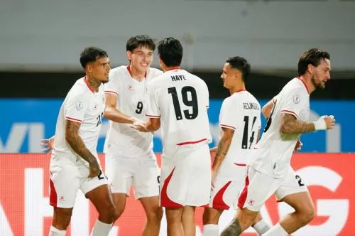 https://pict.sindonews.com/webp/850/pena/news/2026/07/27/11/1732853/timnas-indonesia-hancurkan-kamboja-51-mitchell-baker-cetak-hattrick-bgc.webp