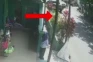 Mobil Dinas Polisi Terekam...