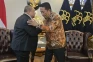 Terima SK Kemenkum,...