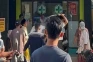 Viral, Warga Bawa Senjata...