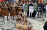 Masyarakat Adat Gelar...
