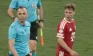 Dipimpin Wasit Kontroversial,...
