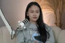 Karen Hartatum Menangis,...