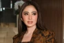 Dewi Perssik Kuliah...