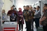 Tingkatkan Layanan Kesehatan...