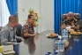 Gubernur Mathius Dukung...