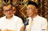 Demonstrasi Ketidakpastian...